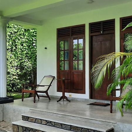 New Holiday Reach Unawatuna Exterior foto