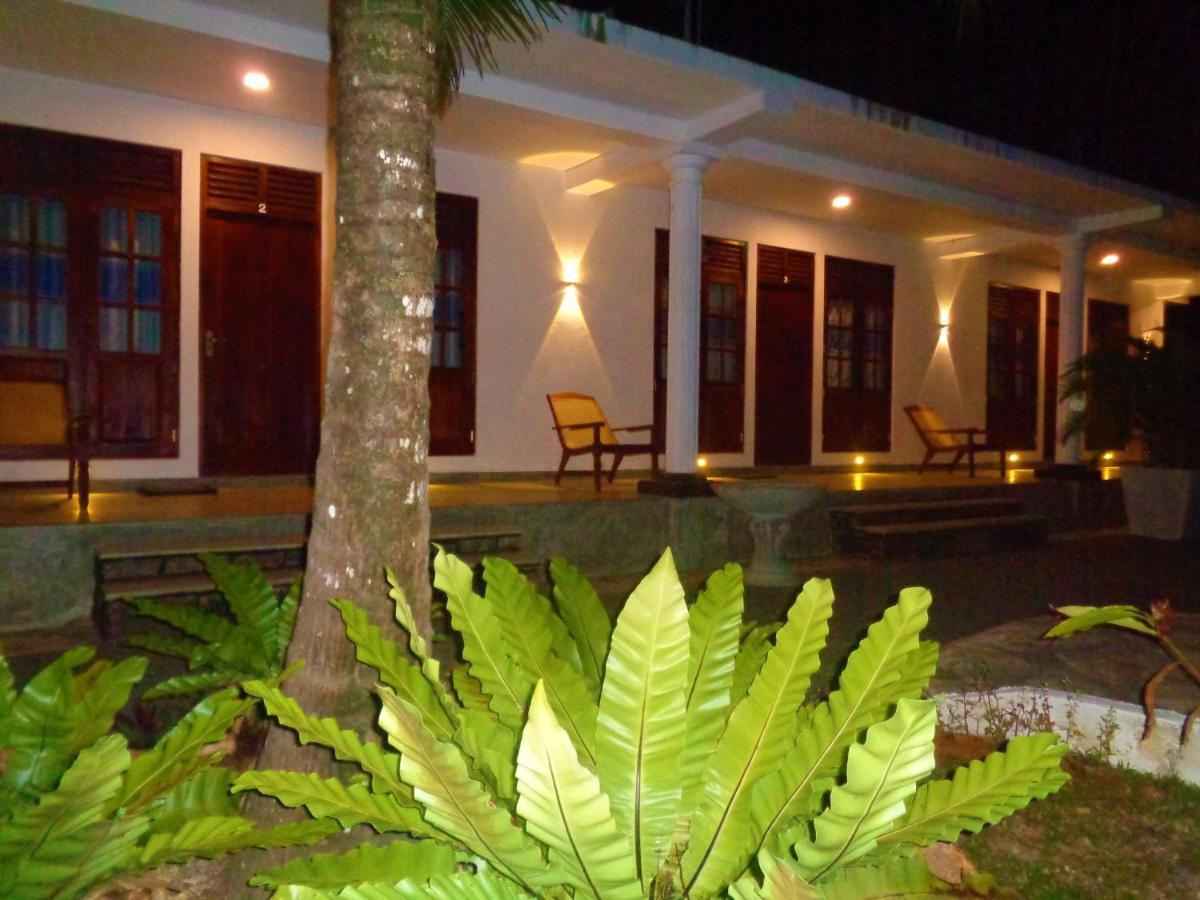 New Holiday Reach Unawatuna Exterior foto
