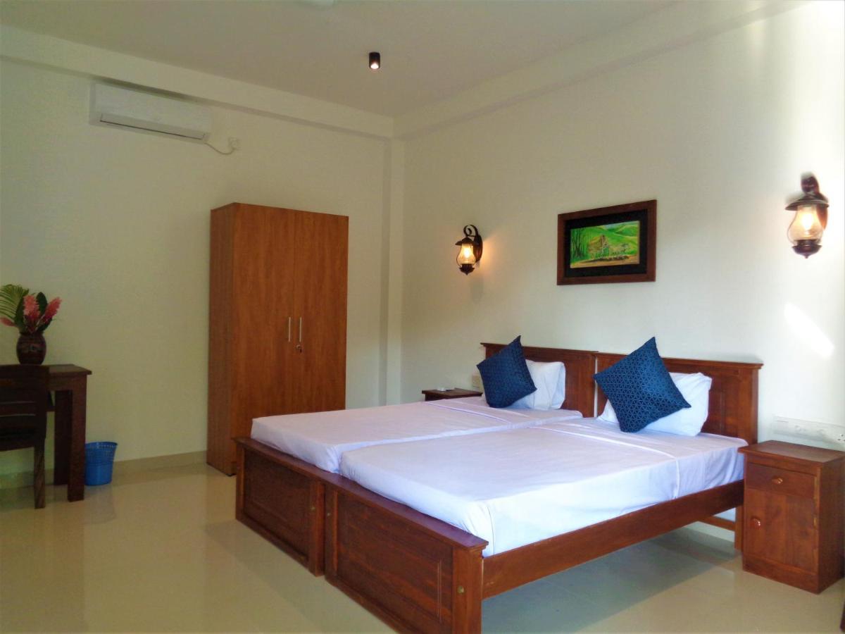 New Holiday Reach Unawatuna Exterior foto